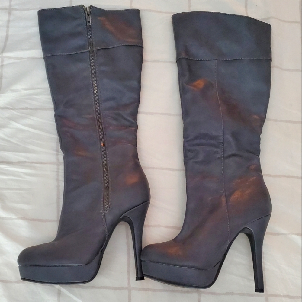 Charlotte Russe Gray Knee-high Stiletto Boots with Zipper, Size 6